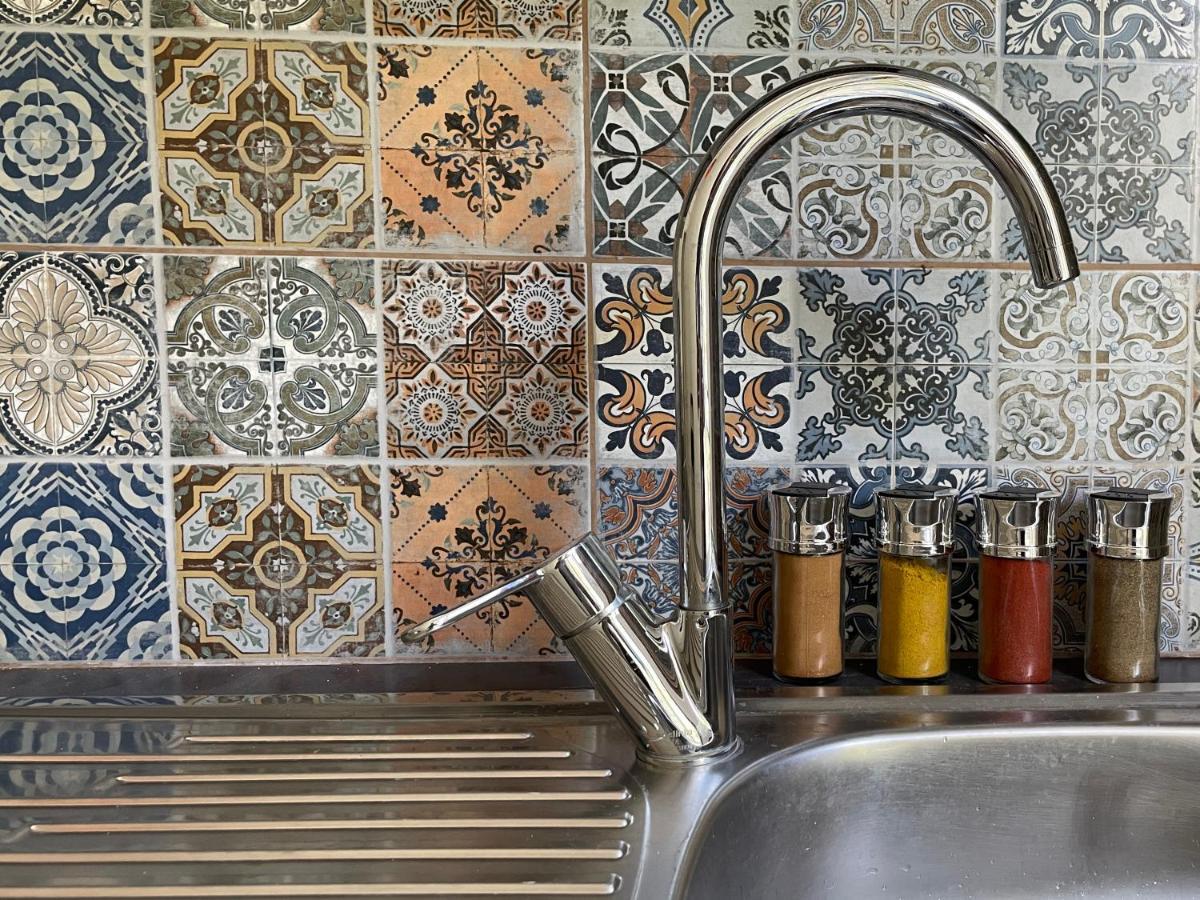 Soho Vibrant 55Sqm Apt In Athens Luaran gambar