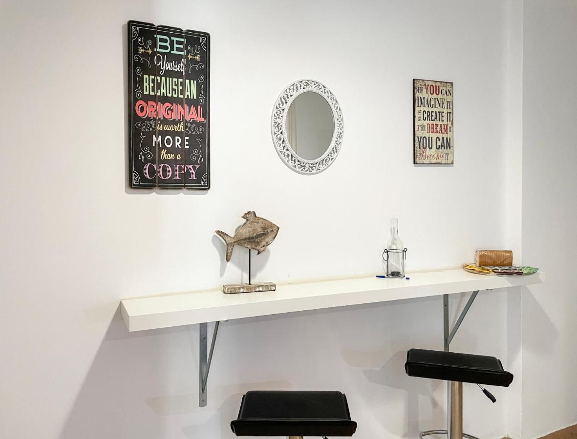 Soho Vibrant 55Sqm Apt In Athens Luaran gambar